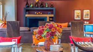 Beautiful Las Palomas 4BR 4BA Penthouse Coronado 1501