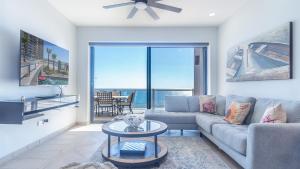 Las Palomas Phase II Coronado 1107 Beautiful 2BR2BA Condo with Stunning Views