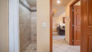 Las Palomas Phase I Topaz 903 Oceanview 2BR 2BA Unit