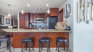 Las Palomas Phase I Rubi 608 Exceptional Oceanview 3BR 3BA Unit