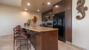 Beautiful 2 BR 2 BA Cabrillo 206 Phase 2