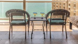 2BR 2BA condo @ Las Palomas Cabrillo 804