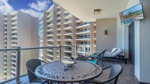 2BR 2BA condo @ Las Palomas Cabrillo 804
