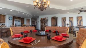 Las Palomas Phase II Coronado 1108 Exceptional OceanFront 4BR 45 BA Unit