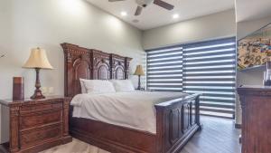 Las Palomas Phase II Coronado 1108 Exceptional OceanFront 4BR 45 BA Unit