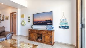 Las Palomas 2 BR 2 BA Diamante 707