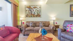 Colorful 1BR 1BA Coronado 305 @ Las Palomas Phase 2
