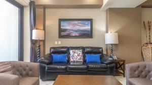 Las Palomas Phase I Topaz 706 Exceptional OceanView Unit