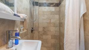 Las Palomas Opalo 601 3BR 2BA Ocean view Unit