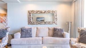 Las Palomas Opalo 601 3BR 2BA Ocean view Unit