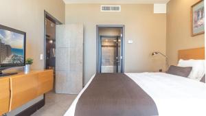 Las Palomas Phase I Rubi 901 Exceptional OceanView 3BR 3BA Unit