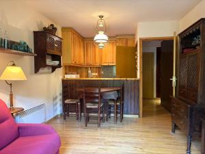 Jardín, parking y barbacoa - Tu espacio de relax - Besiberri 2