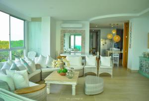 Magico Apartamento Frente al Mar 3 Habitaciones CV41