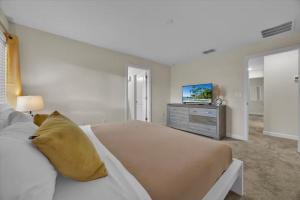 Luxury Family Retreat - Free Resort Access - Pool