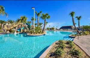 Luxury Family Retreat - Free Resort Access - Pool