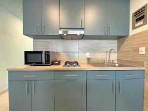 Gran Suite Cancun - Beach Condo