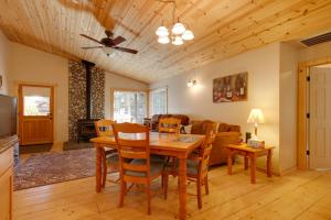 Near Hikes Arnold Cabin with EV Charger and Fire Pit