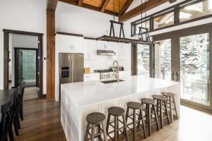 360 Chalet