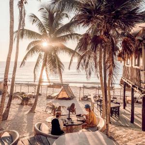 Jungle Guardian - Rooftop Pool & Beach Club in Zona Hotelera Tulum