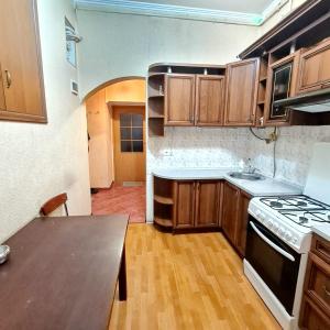 Квартира навпроти жд вокзалу