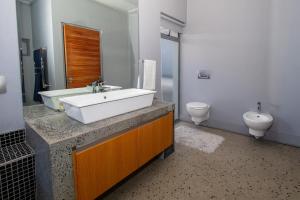 Kloof Road SplendourViews Meet Heaven