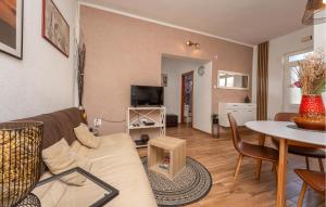 Stunning Apartment In Zadar With Wifi