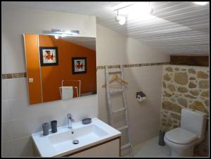 B&B / Chambres d'hotes La Vieille Maison de Pensol : photos des chambres