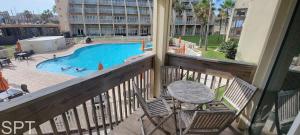 Beachfront Resort & Pools Great Family Space