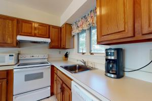 Sea Colony - 3501 Round Robin Way