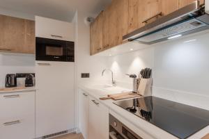 Alpine Bliss - Sources, Ski