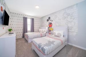 1652AL TOWNHOUSE 5 BED4.5 BA (SANITIZED)