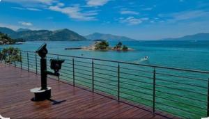 Casa aconchegante 2 qtos Centro de Angra dos Reis