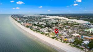 Luxury Family Beachfront Oasis Pool Spa and Views