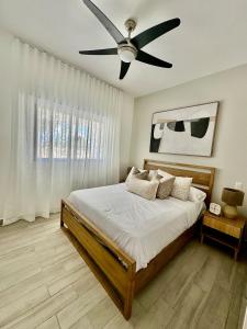 Swim-Up Paradise, AirBB for more info