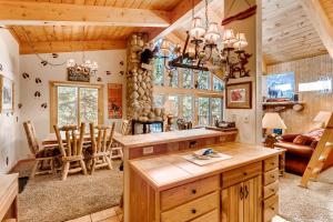 Tannenbaum 304 by Ski Country Resorts