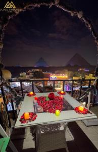 Golden Pyramids View Inn