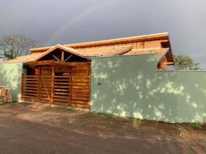 Chalé em meio a natureza de bonitoms