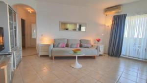 Benal Beach apartment with sunny terrace and water park