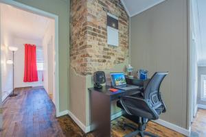 Atlanta Beltline Trail Apartment in Cabbagetown