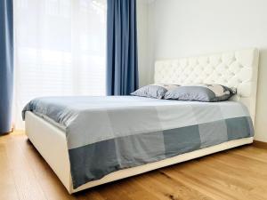 Peaceful Seaside Stay for Couples & Digital Nomads