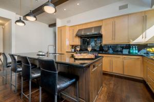 East 5th St. 111 - 1 at Ketchum