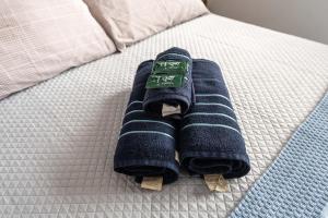 Viva SP! New Studio From Coworking to the Pool