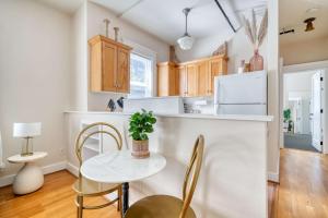 Historic Mississippi - Live Music & Local Shops