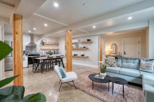 Luxury 2BR Mississisppi Home 95 WalkScore