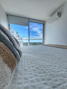 Torre Bellagio - Piso 17 - Full Amenities - 4 Pax - Piscina Climatizada