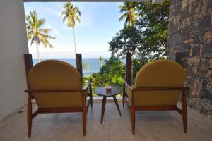 Darleena 1 BR Deluxe Ocean View ZN314