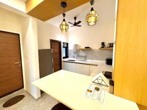 Relaxing 2BHK with Mangrove View - Family-Friendly, Pool - Candolim Beach