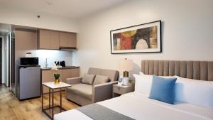 Savea Bay City Manila