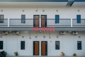 RedDoorz at MG House Siantar Timur