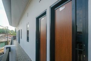 RedDoorz at MG House Siantar Timur